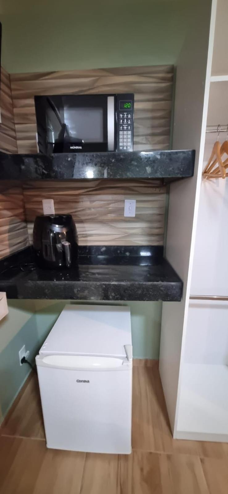 Pousada Emcanto Vila Muriqui Luaran gambar